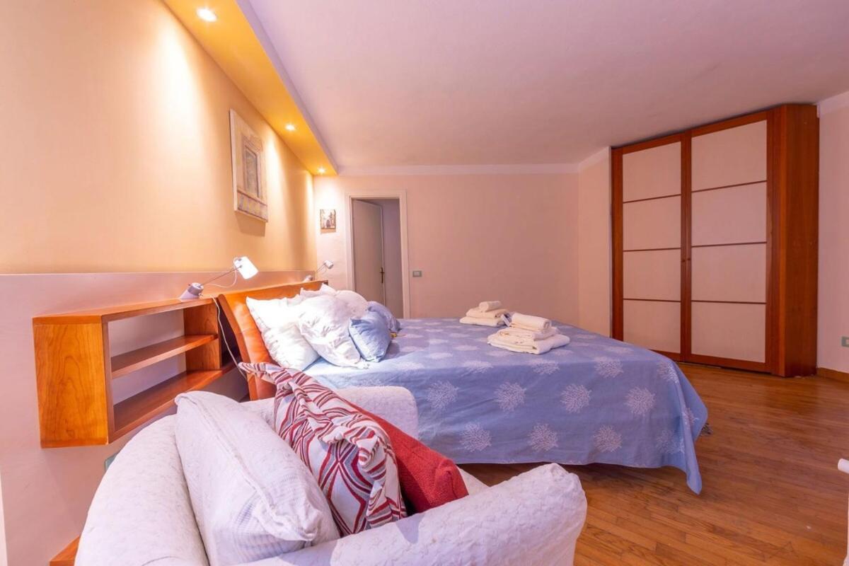 La Casa Fra Gli Ulivi Luxury Apartments With Pool Near Cinque Terre And Tuscany Monte Marcello Kültér fotó